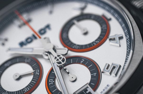 Robotic One Silver - Obrázek 2