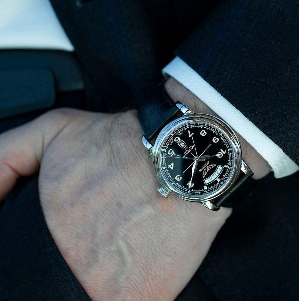 Aviator Douglas Day-Date 45 Automatic V.3.44.0.397.4 - Obrázek 2