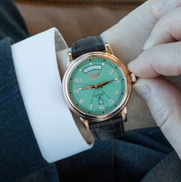 Aviator Douglas Day-Date 45 Automatic V.3.44.2.404.4 - Obrázek 2